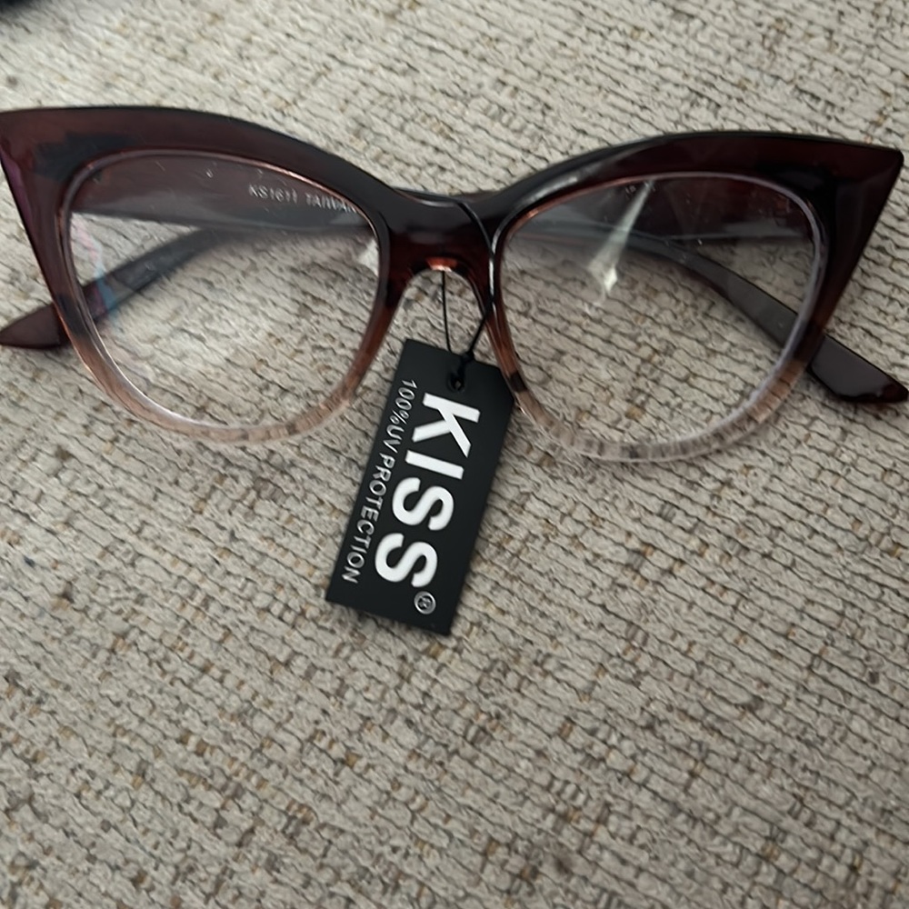 Kiss frames - Picture 2 of 2
